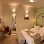 Vetus Vicinato Luxury Homes * Rhodes City