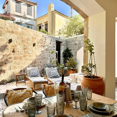 Vetus Vicinato Luxury Homes * Rhodes City