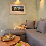 Vetus Vicinato Luxury Homes * Rhodes City